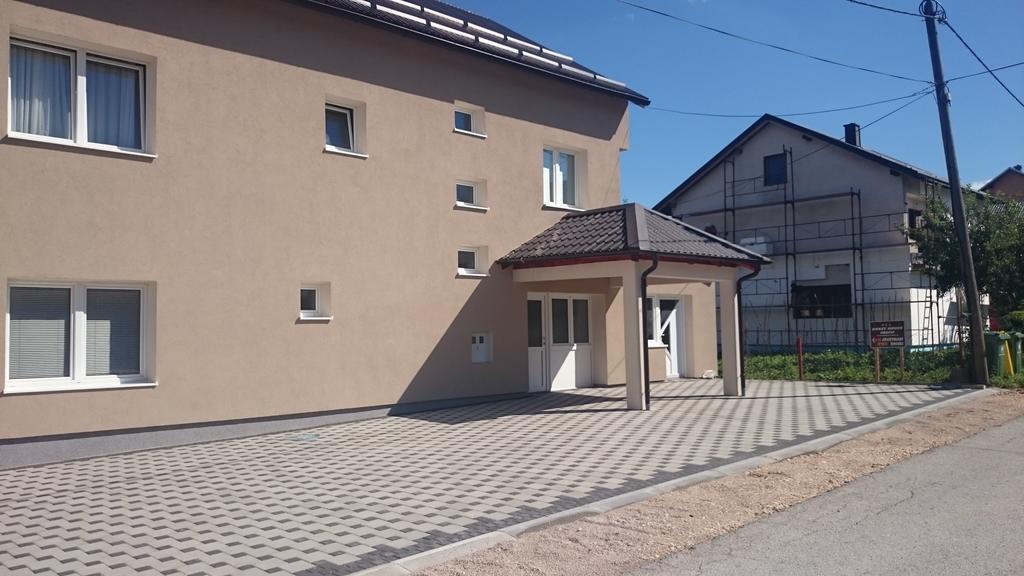 קורניצה Apartment And Rooms Aracic מראה חיצוני תמונה